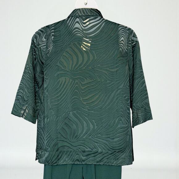 Draper’s & Damon’s 3 Piece Set Green Blouse Tank & Pants Size M Easy Wear Outfit - Picture 10 of 11